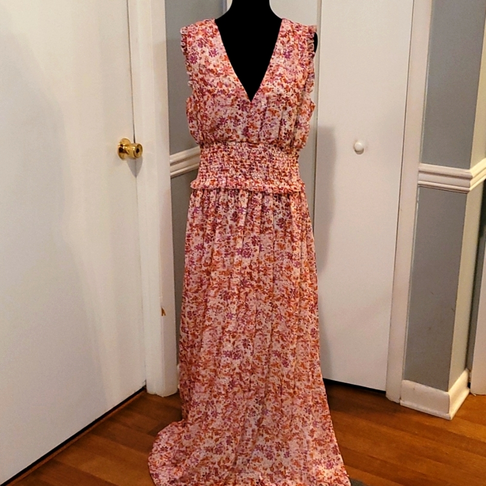 Floral Sleeveless Maxi Dress